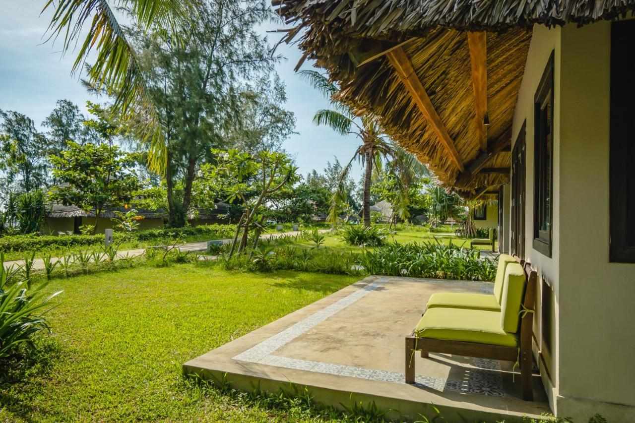 Crown Retreat Quy Nhon Resort Екстериор снимка