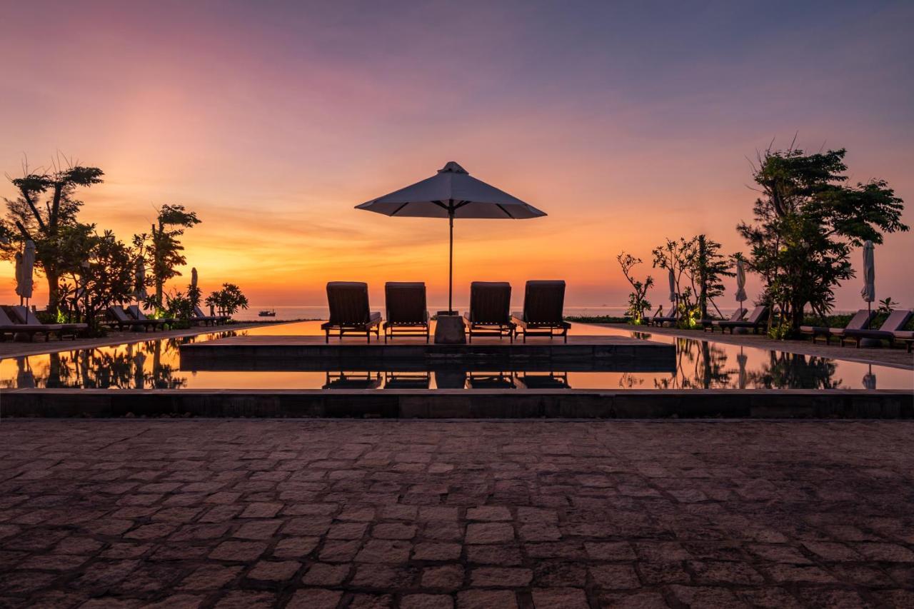 Crown Retreat Quy Nhon Resort Екстериор снимка