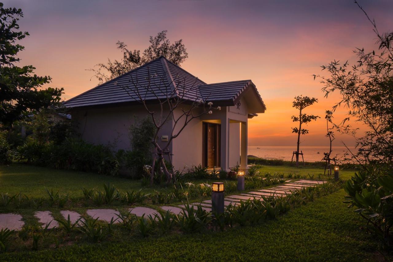 Crown Retreat Quy Nhon Resort Екстериор снимка