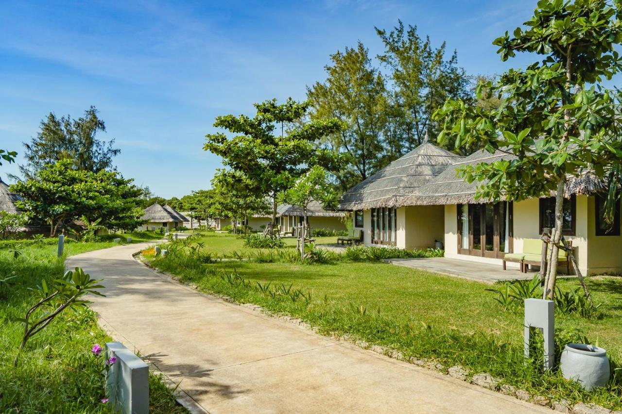 Crown Retreat Quy Nhon Resort Екстериор снимка