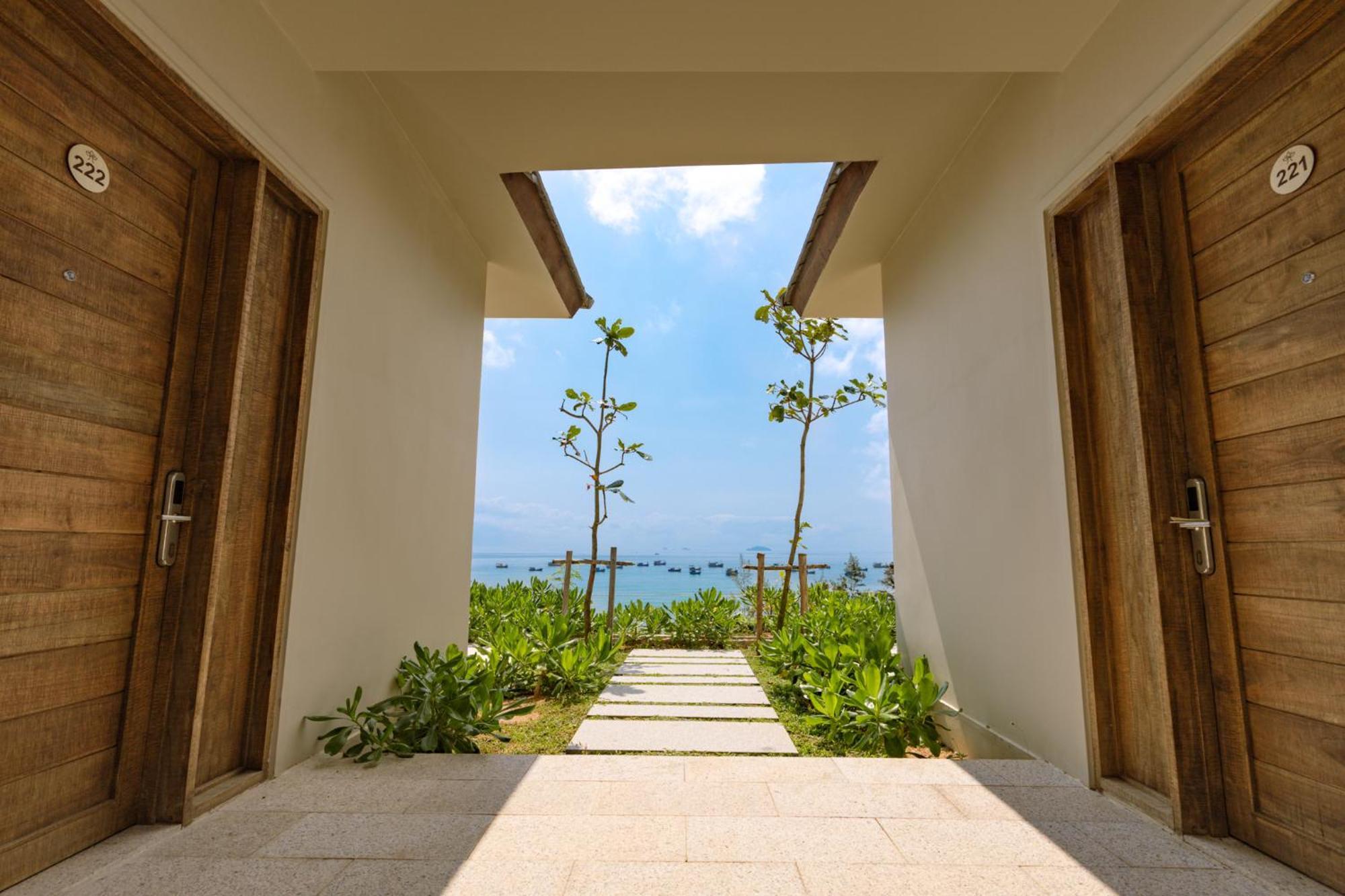 Crown Retreat Quy Nhon Resort Екстериор снимка