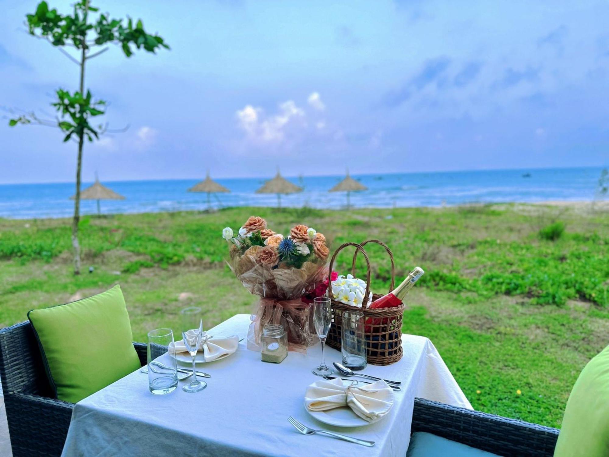 Crown Retreat Quy Nhon Resort Екстериор снимка