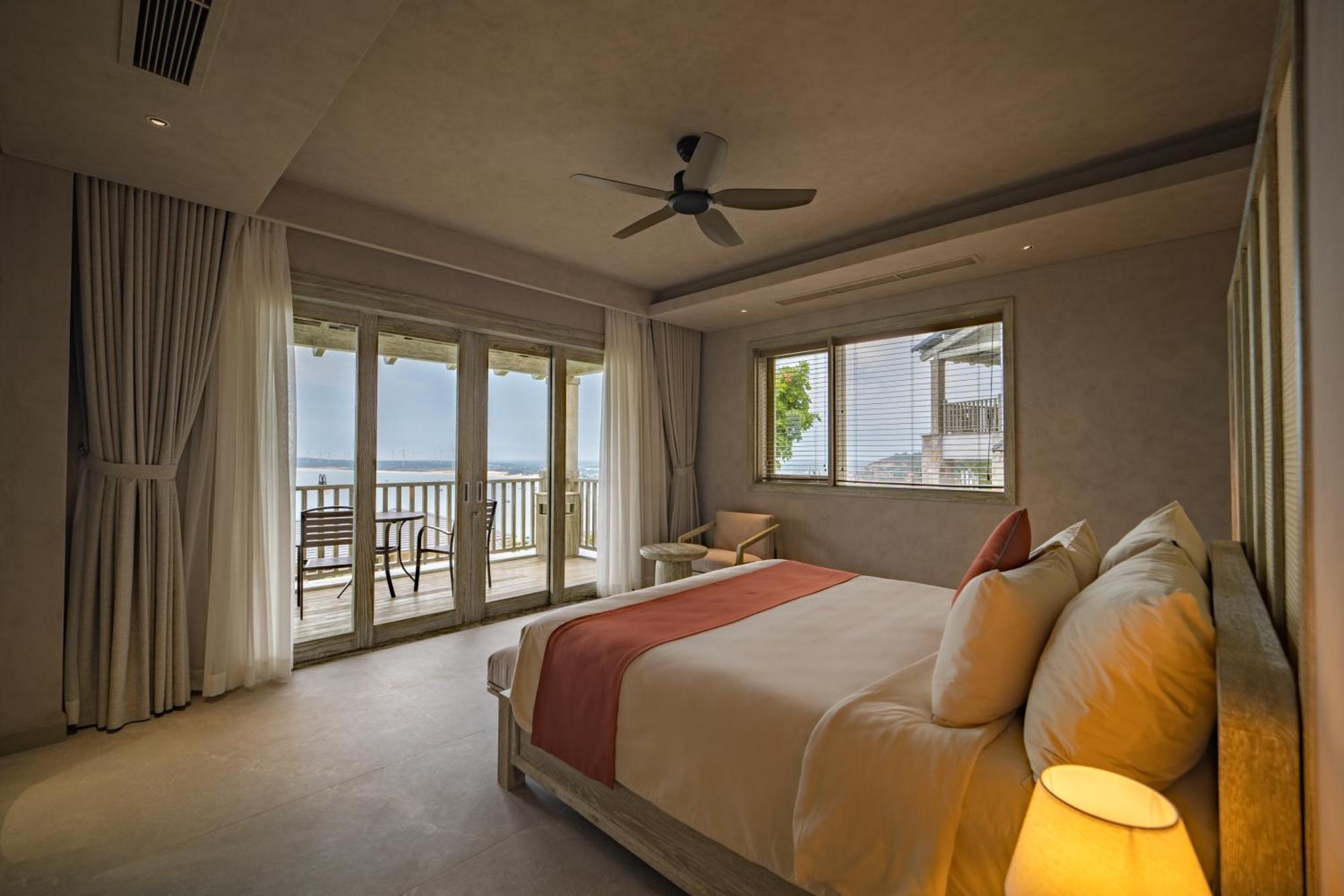 Crown Retreat Quy Nhon Resort Екстериор снимка