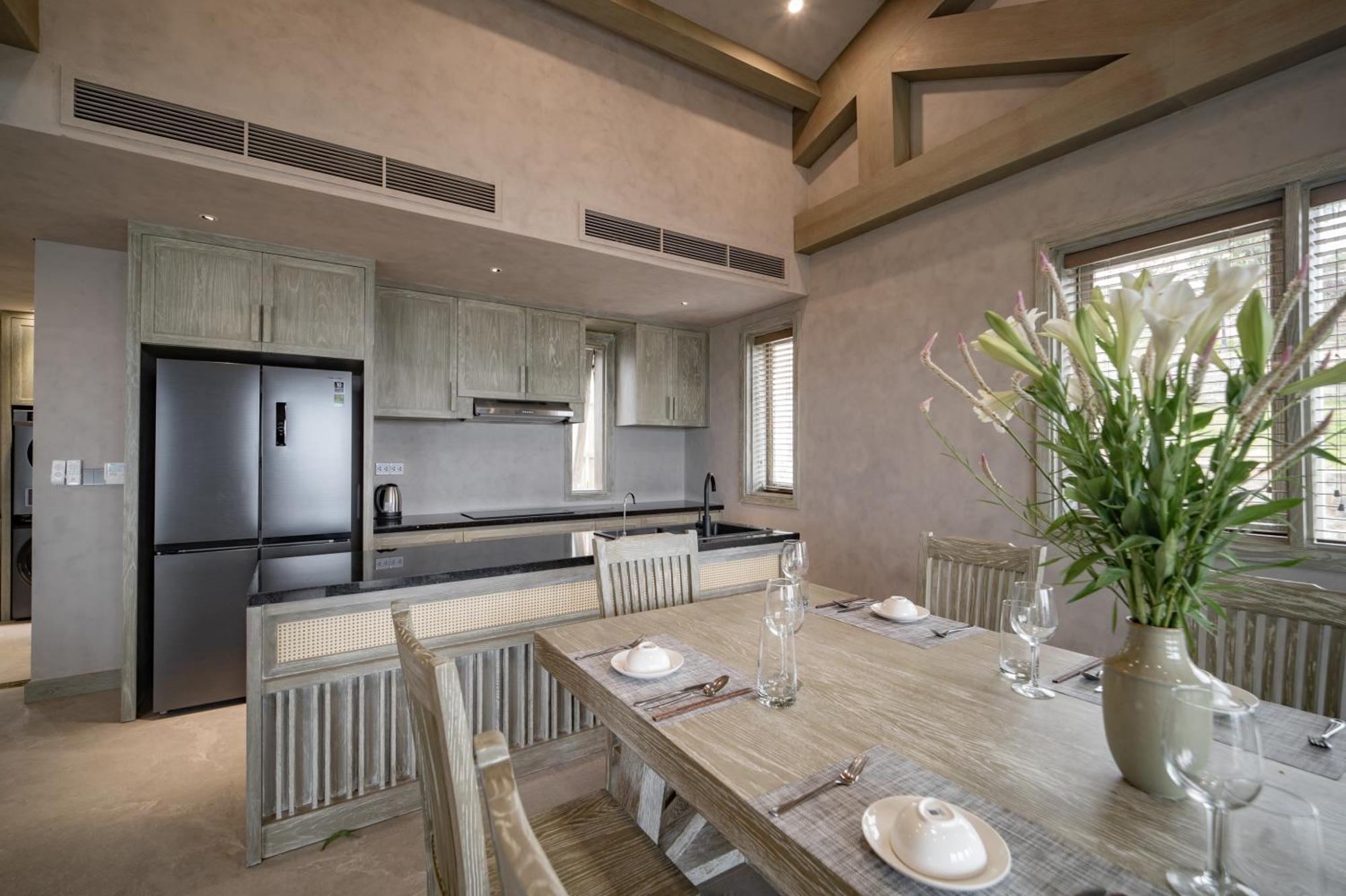 Crown Retreat Quy Nhon Resort Екстериор снимка